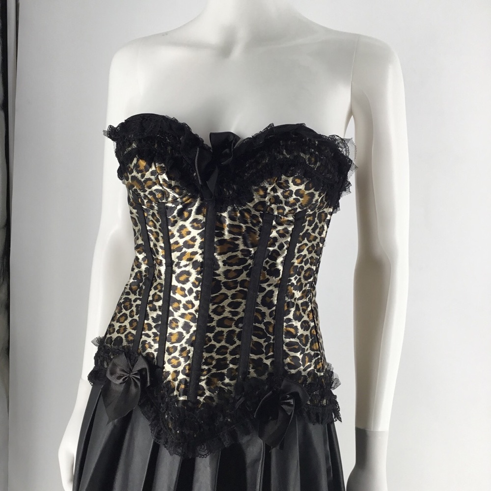 adorable leopard bustier corset top